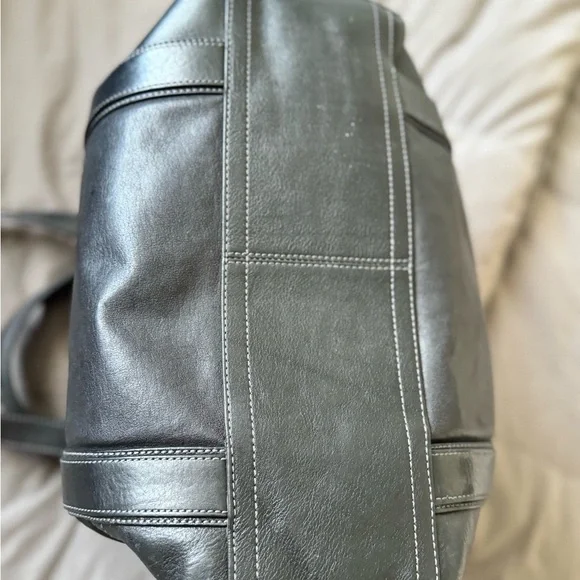 Coach Brown and Black Leather Tote Bag - Picture 5 of 9